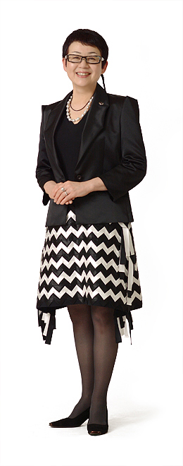 ダイアナ スパイラル チーフお写真